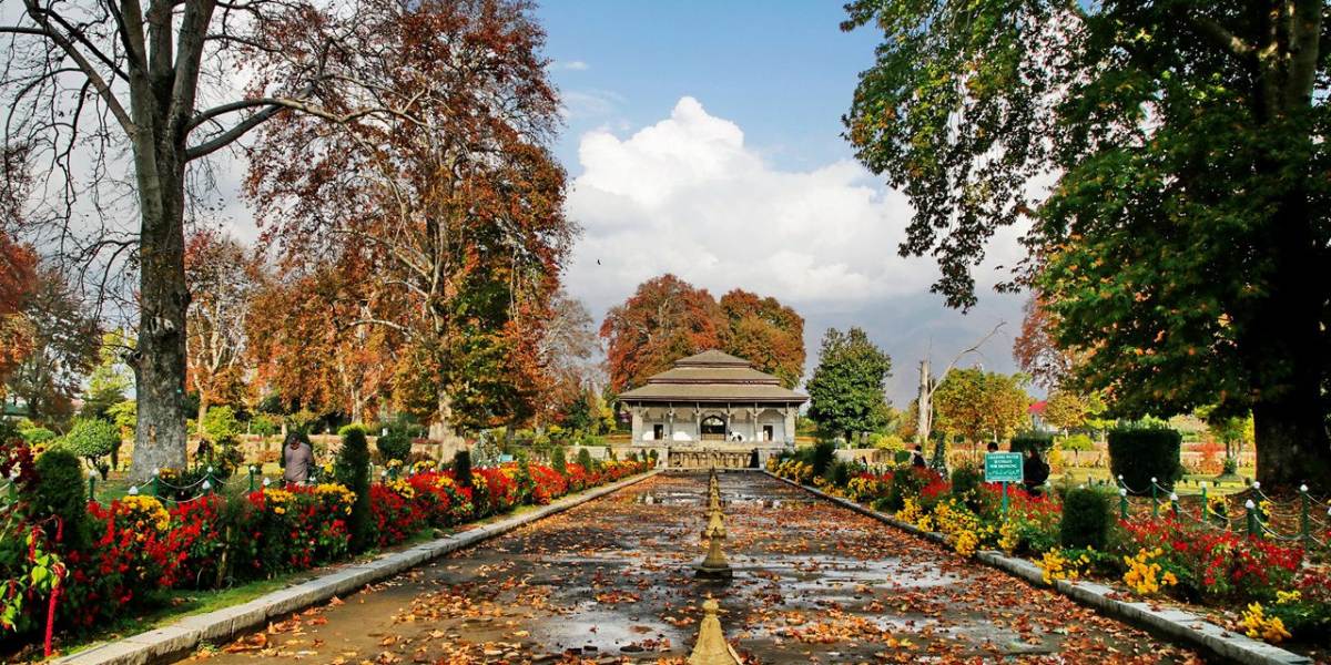 Kashmir Adventure: Jammu to Sonmarg, Pahalgam & Gulmarg Tour