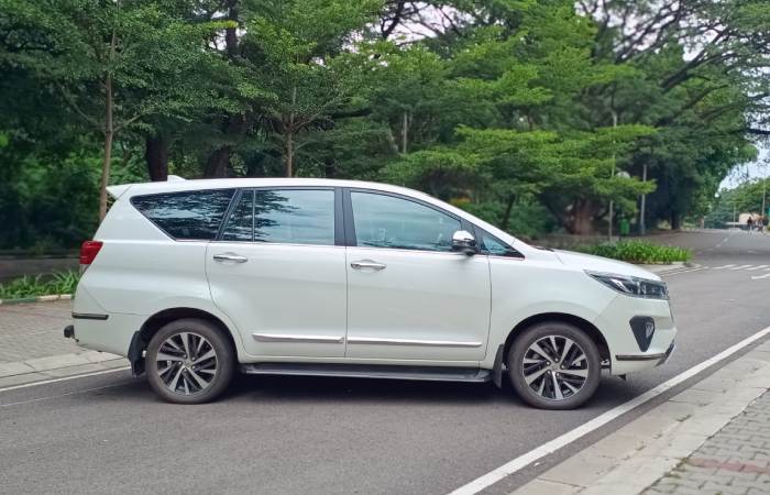 Innova Crysta