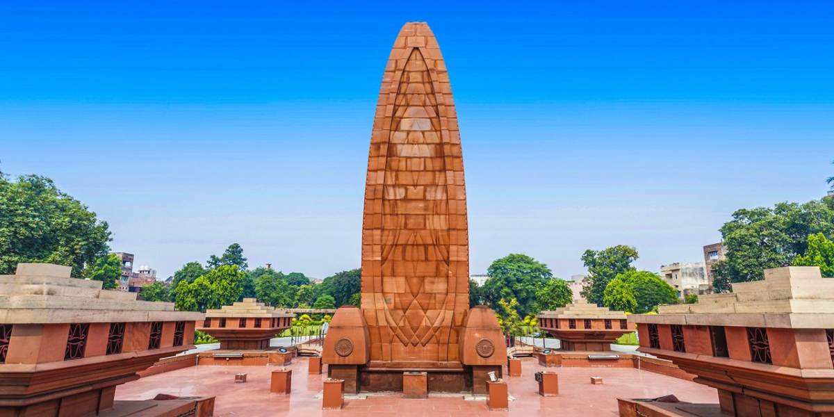 Golden Heritage & Wagah Border Experience, Amritsar