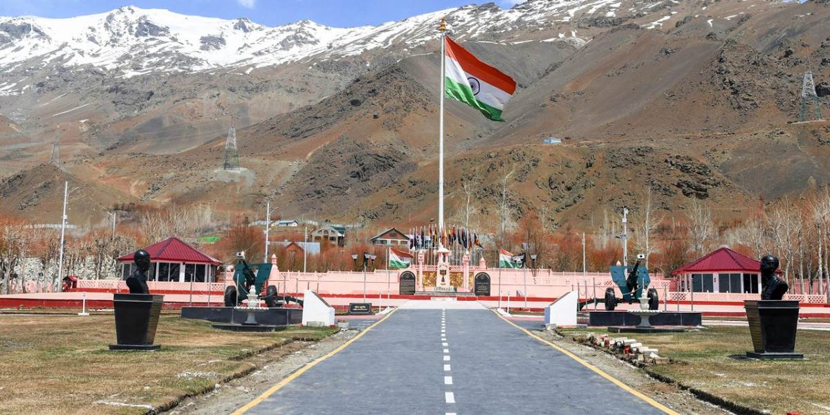 Ladakh Himalayan Expedition: Amritsar to Mountain Majesty