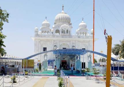 Amritsar Gurudwara Trail – Divine Spiritual Journey