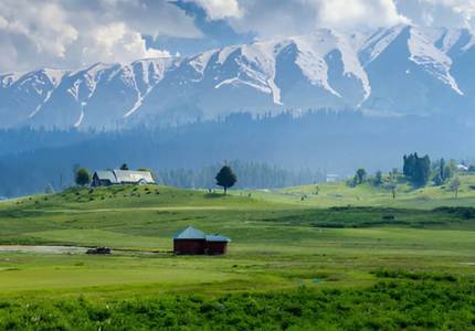 Chandigarh to Kashmir & Amritsar: 6-Day Scenic Adventure