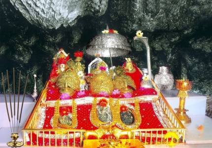 Vaishno Devi Yatra from Amritsar – Divine Mountain Journey
